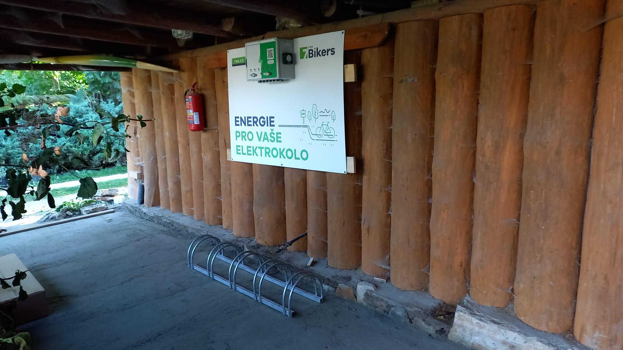 Nabíjecí stanice Restaurace U Srubu