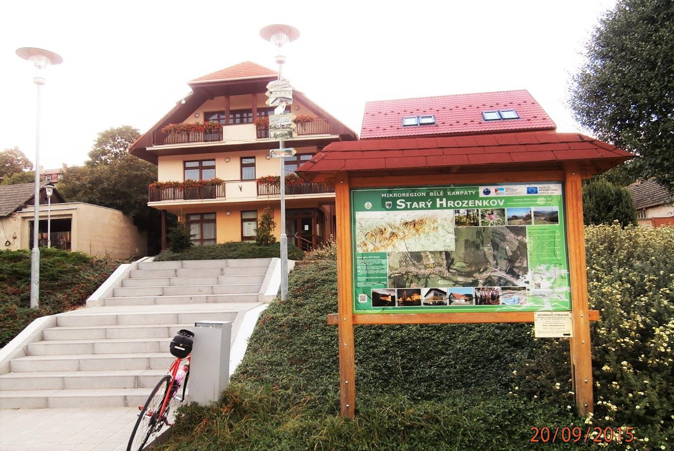 Starý Hrozenkov - obecní úřad foto 6