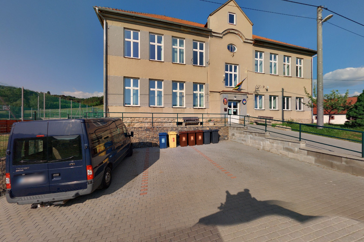 Horní Poříčí - obecní úřad foto 1