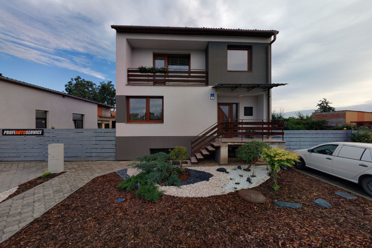 Auto & Pneu servis Koutný