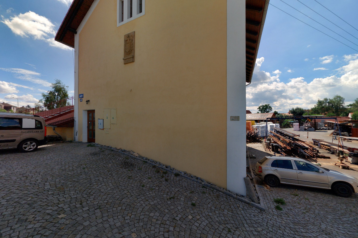 Hutní materiál, okapy a plechy - Jiří Scheinherr