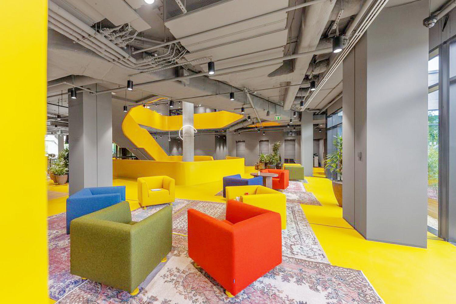 Realitní kancelář ACROSS HOME s.r.o.