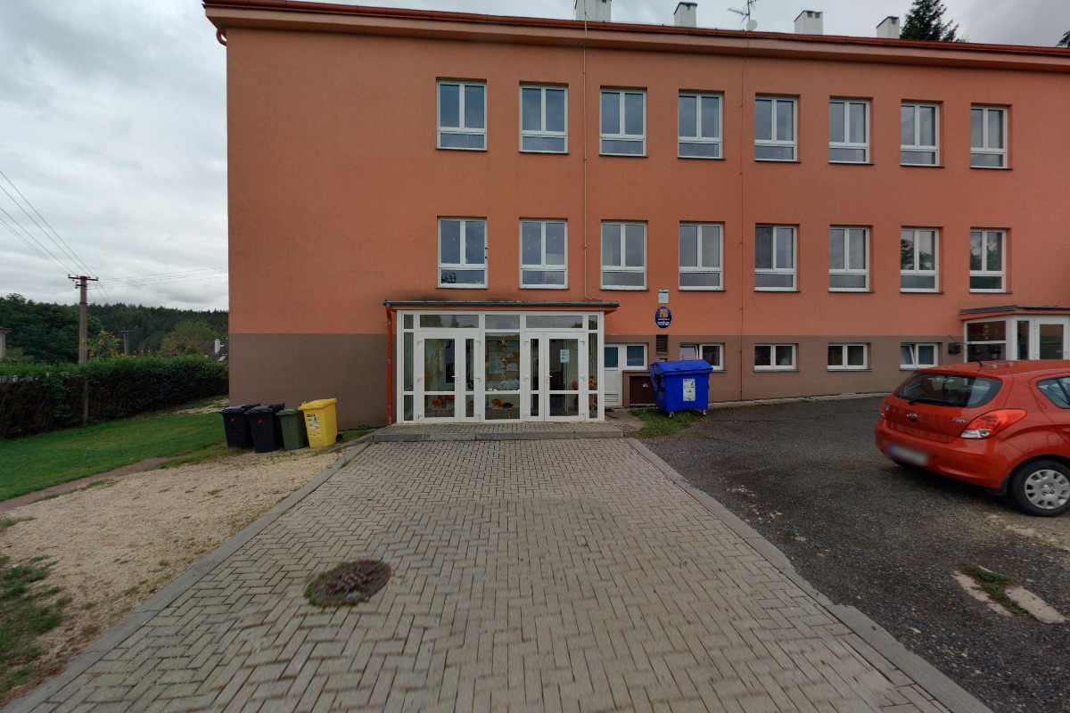 ZŠ a MŠ Libavské Údolí foto 2