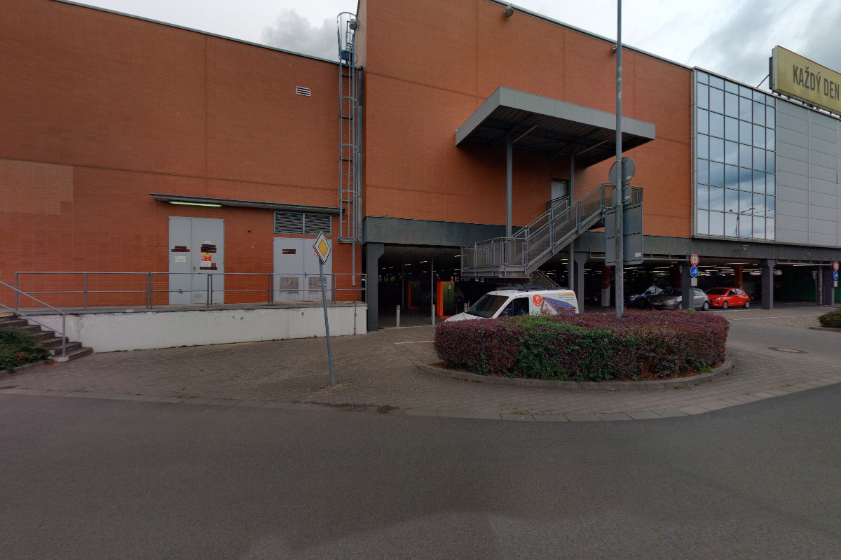 Nabíjecí stanice ČEZ foto 3