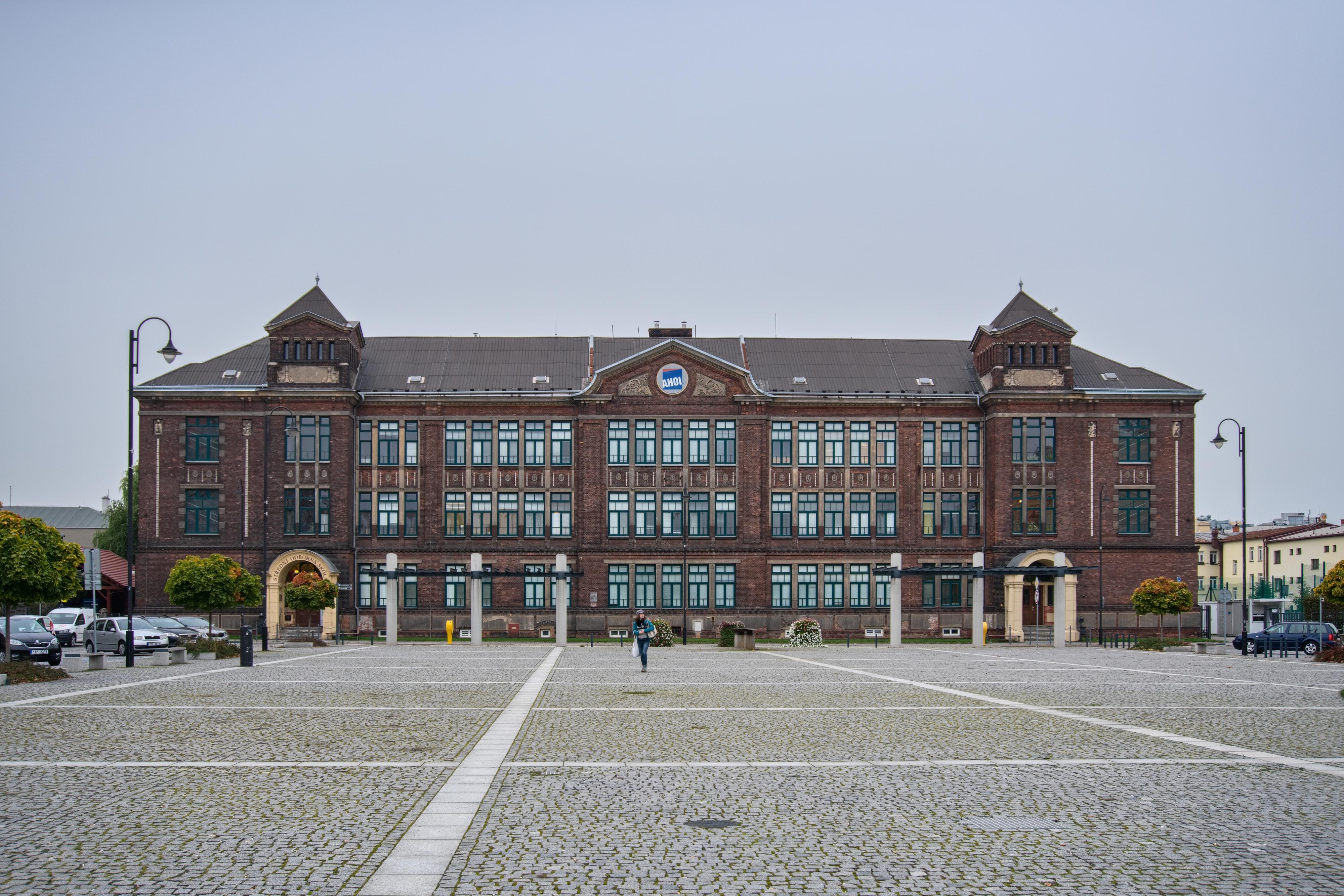 AHOL - Střední odborná škola, s.r.o. foto 4