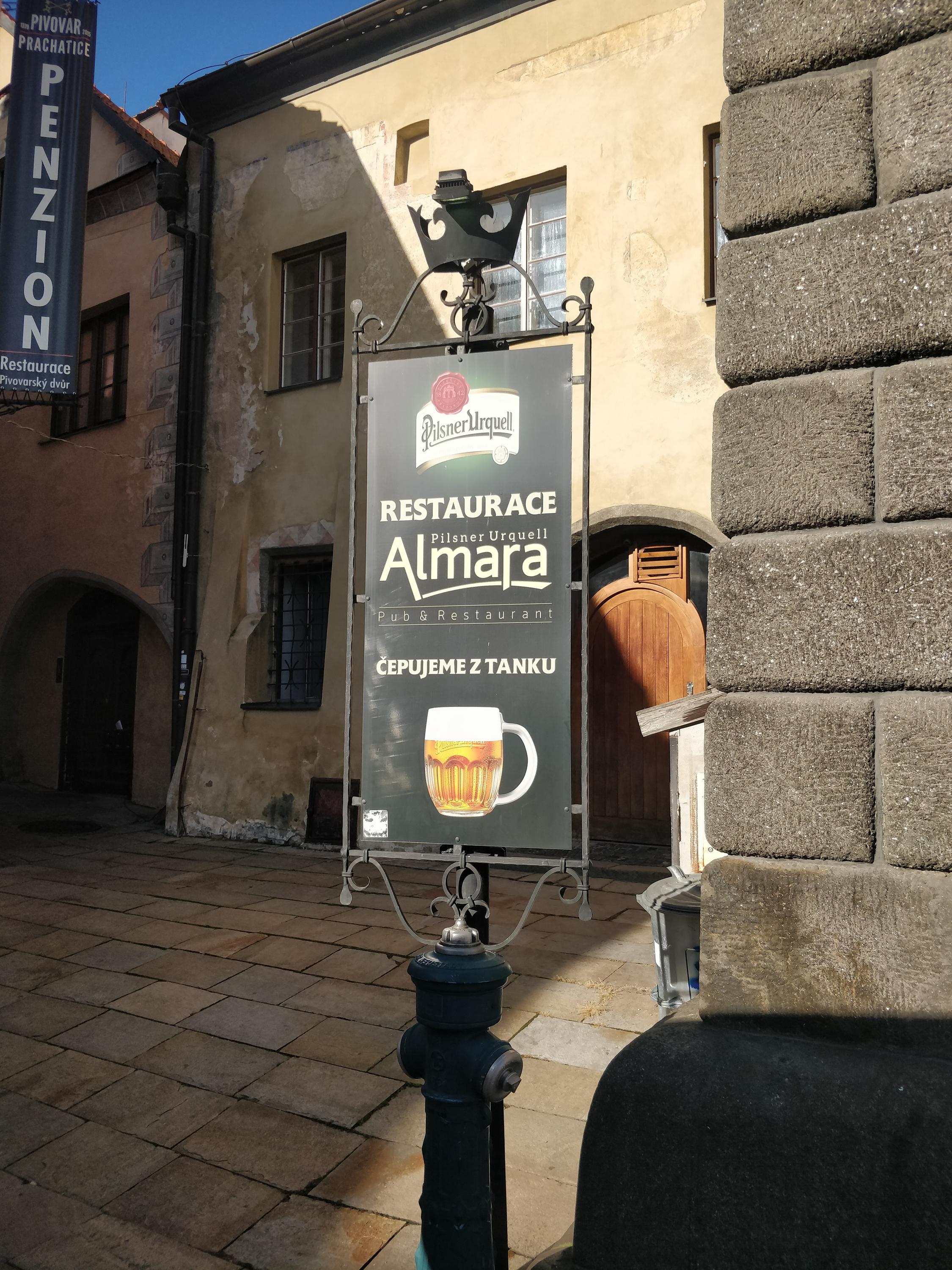 Almara Pub&Restaurant foto 6