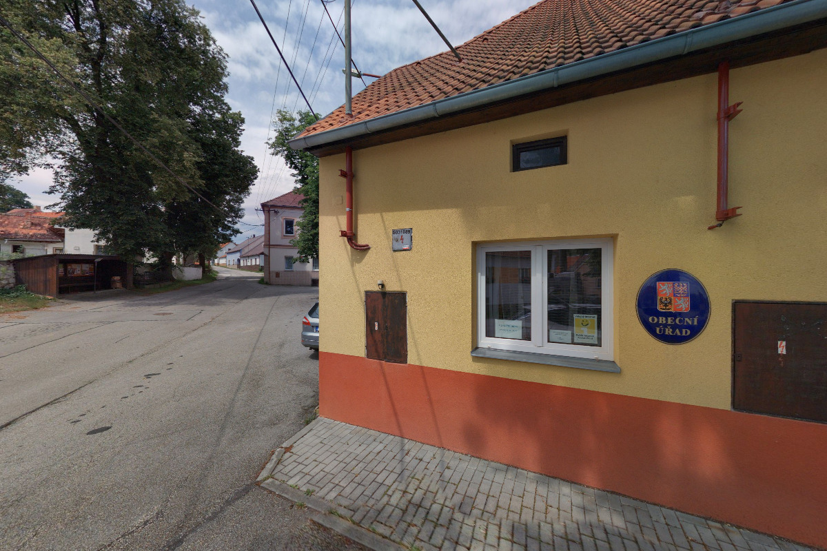 Zálezly - obecní úřad