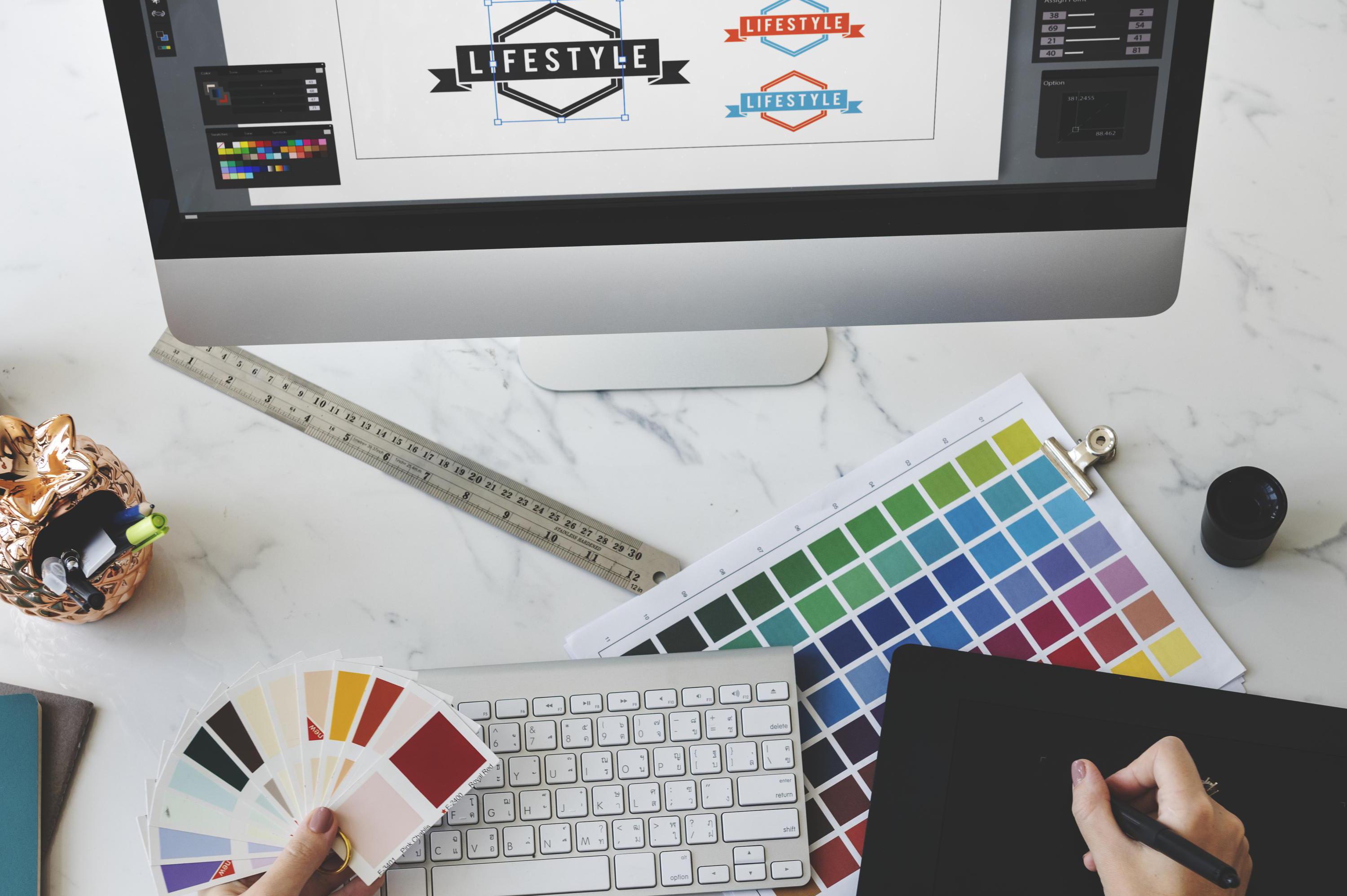 Grafický designér – Michal Brzica