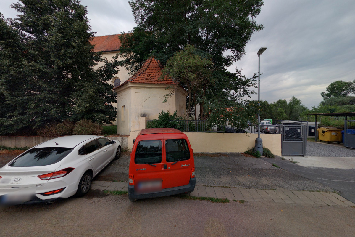 Domov pro seniory Senlife Dolní Břežany foto 1