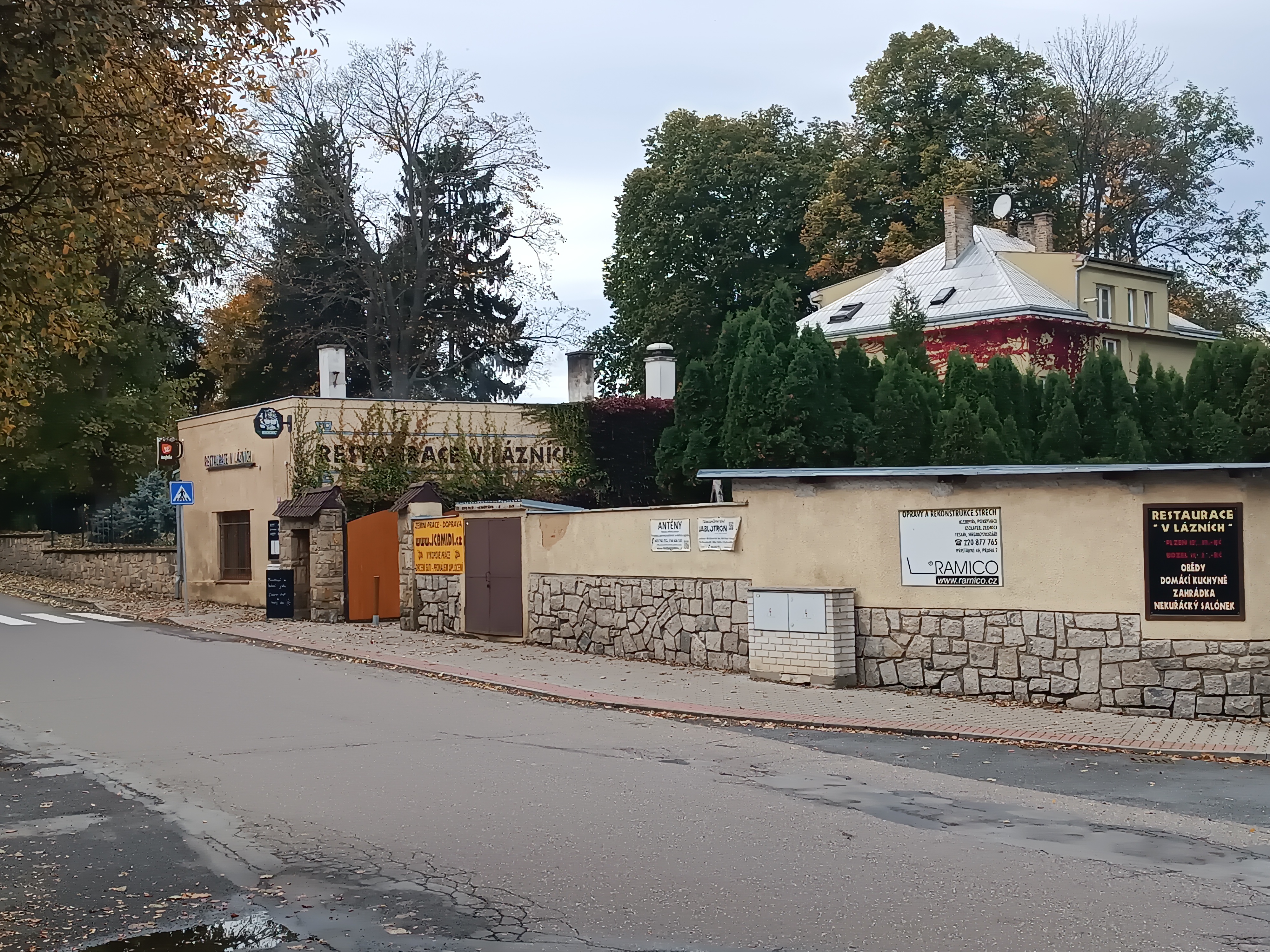Restaurace V Lázních foto 2