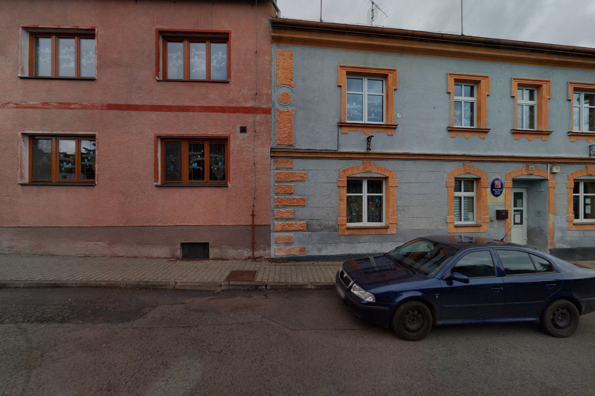 ZŠ a MŠ Mašťov, Náměstí foto 2