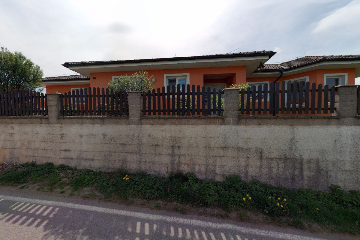 J&T systems (CZ), s.r.o.