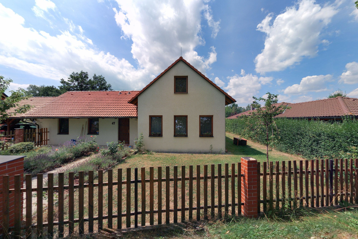 Lucie Kussová, Odhady, Projekce