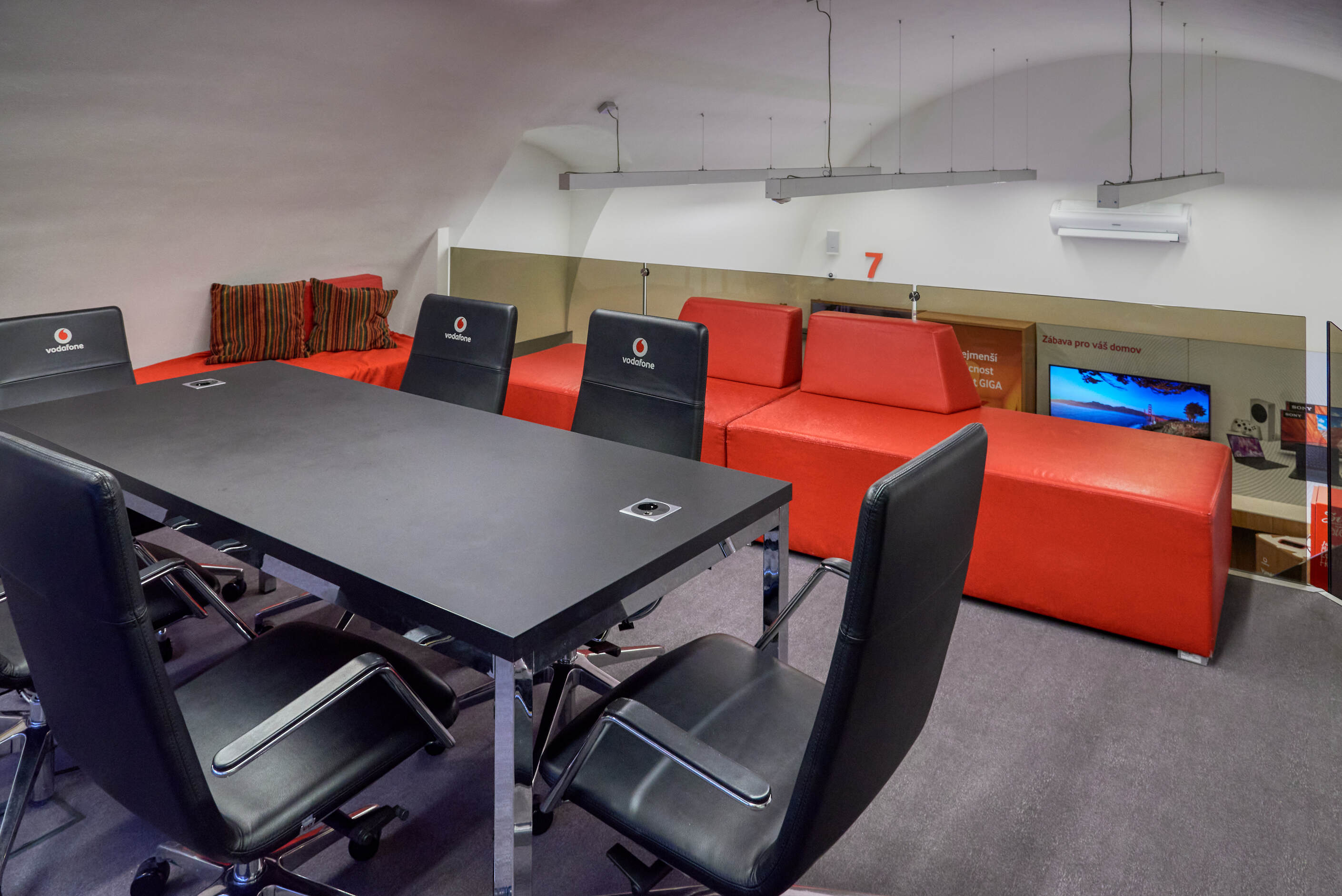 Vodafone Czech Republic, a.s. foto 3