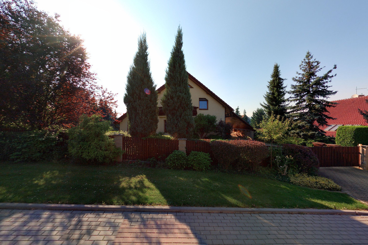 PONY REAL TRADE, s.r.o.