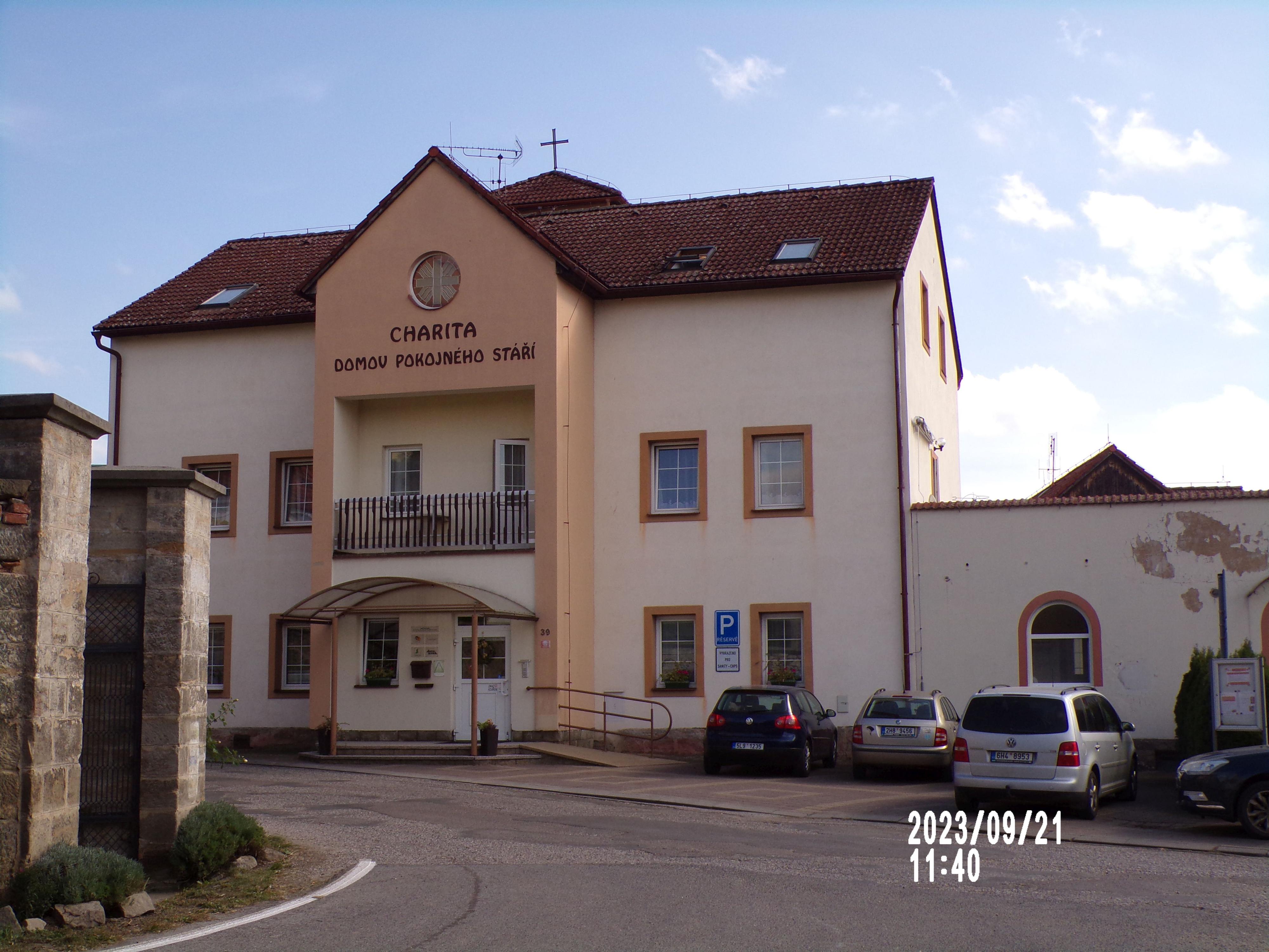 Oblastní charita Sobotka - Domov pokojného stáří foto 3