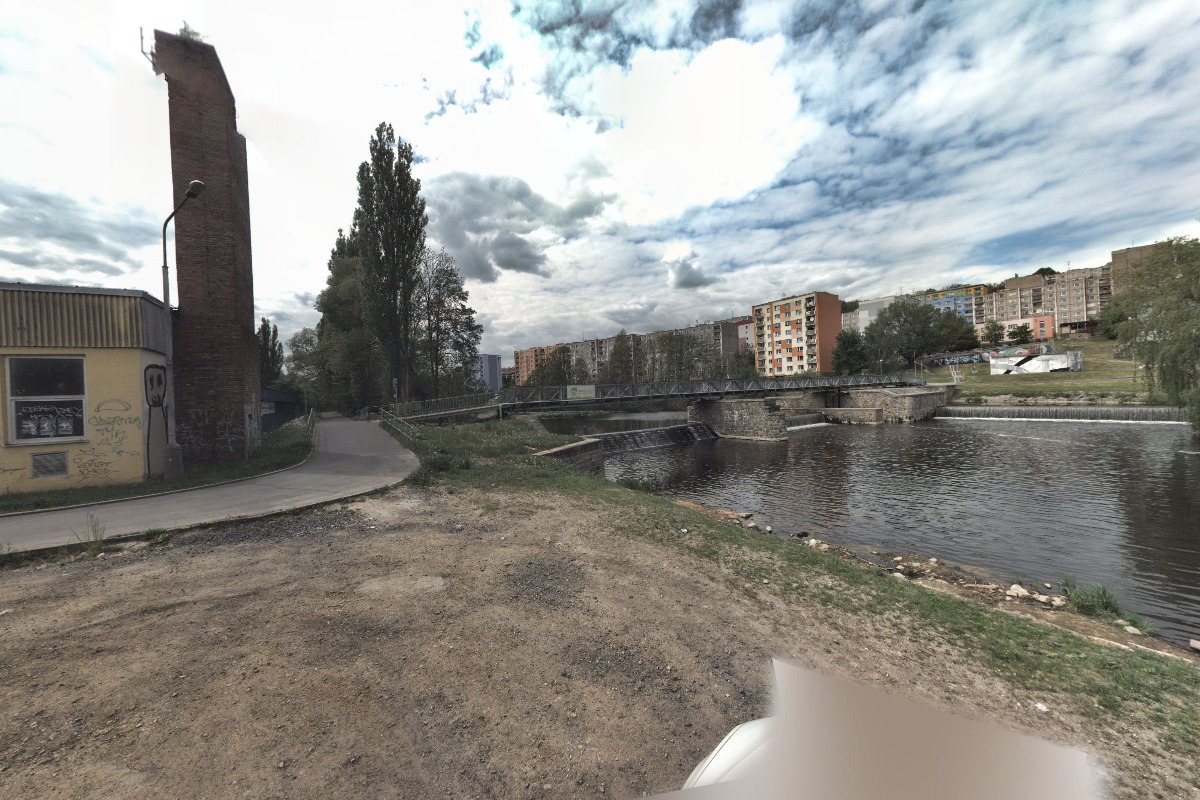 Půjčovna lodí Leština