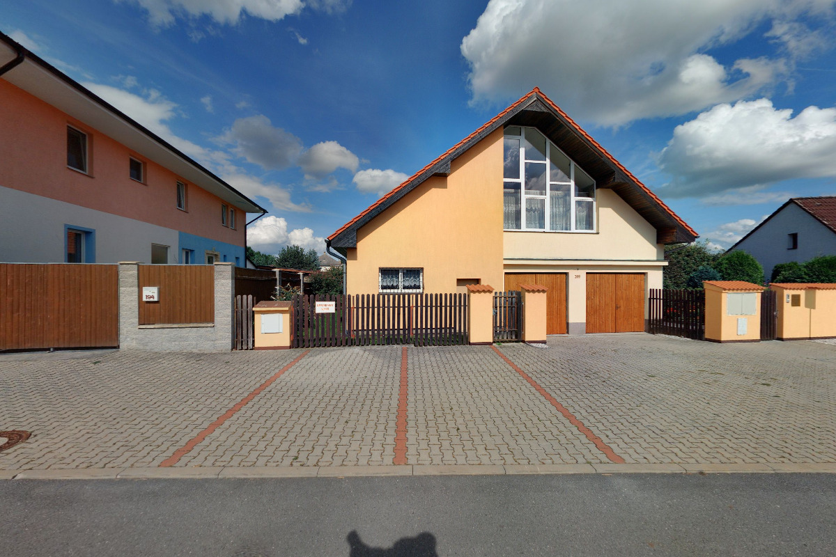 MUDr. František Komzák