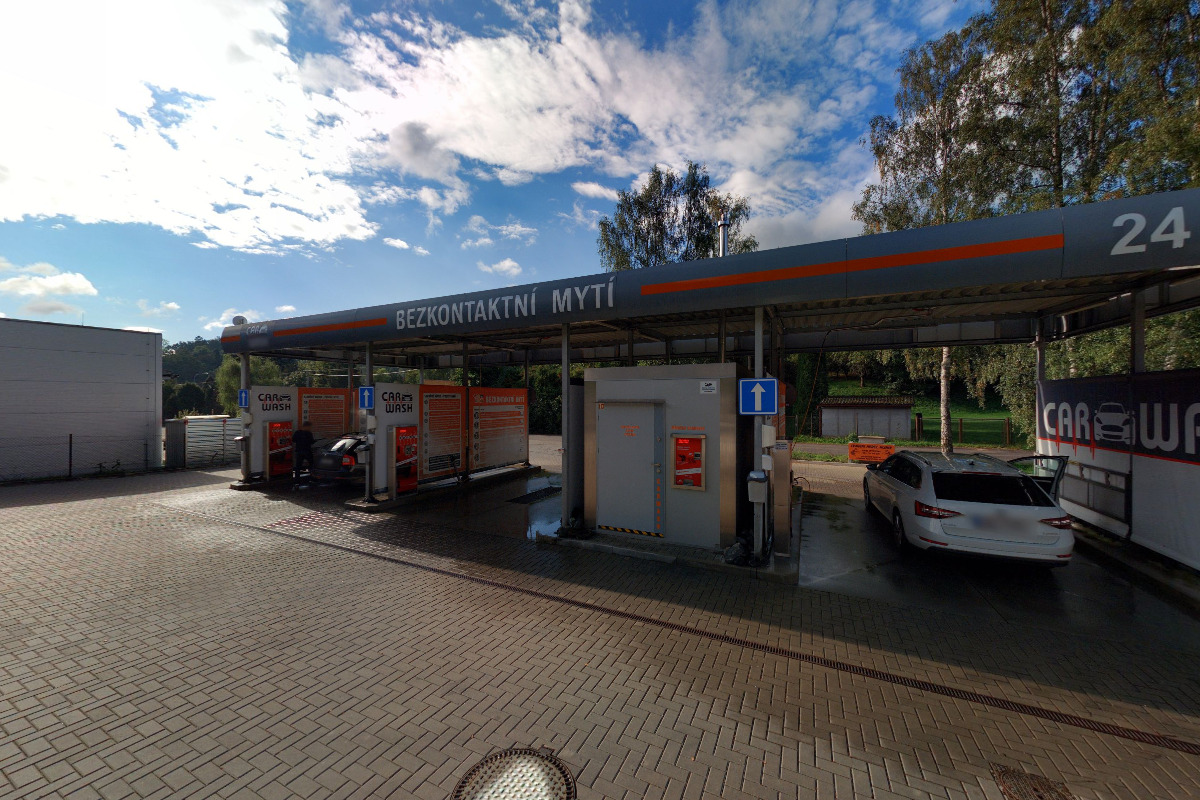 CAR WASH