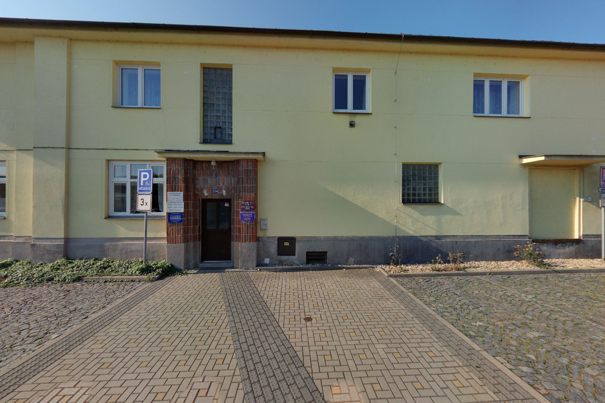 MUDr. Miloš Dědek - zubní ordinace foto 2