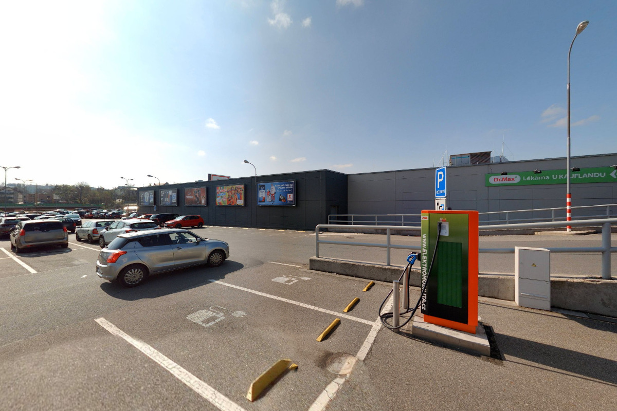 Nabíjecí stanice ČEZ foto 5