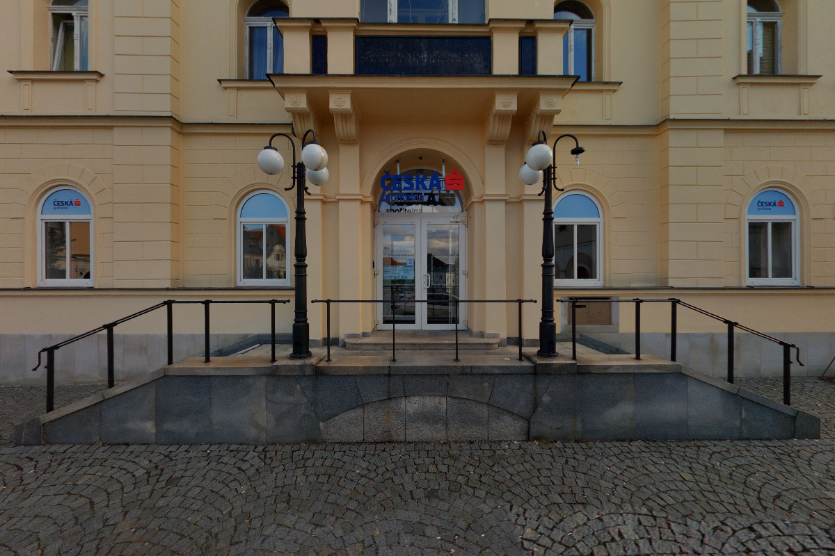 Ing.Bc. Leona Šimáčková