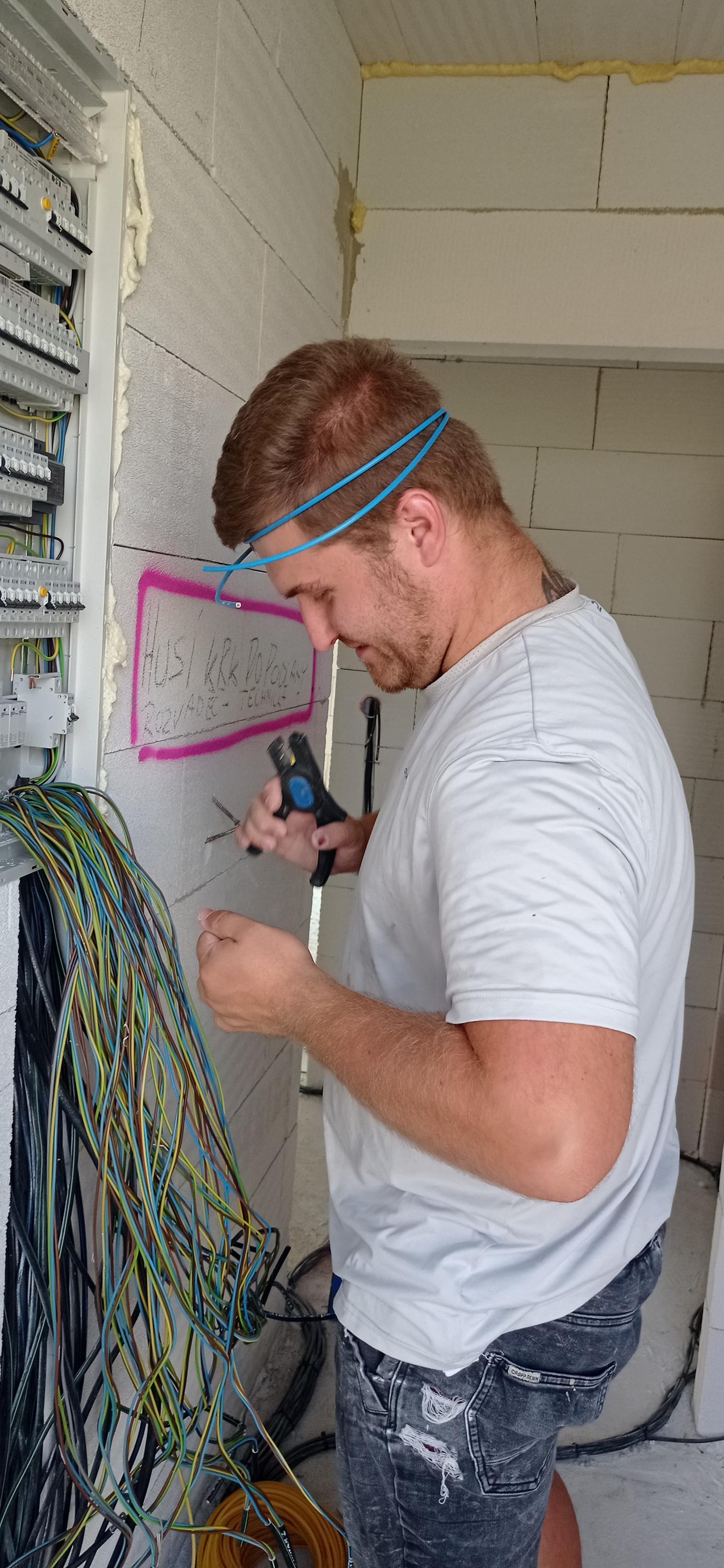 Elektroinstalace Huml Marek foto 4