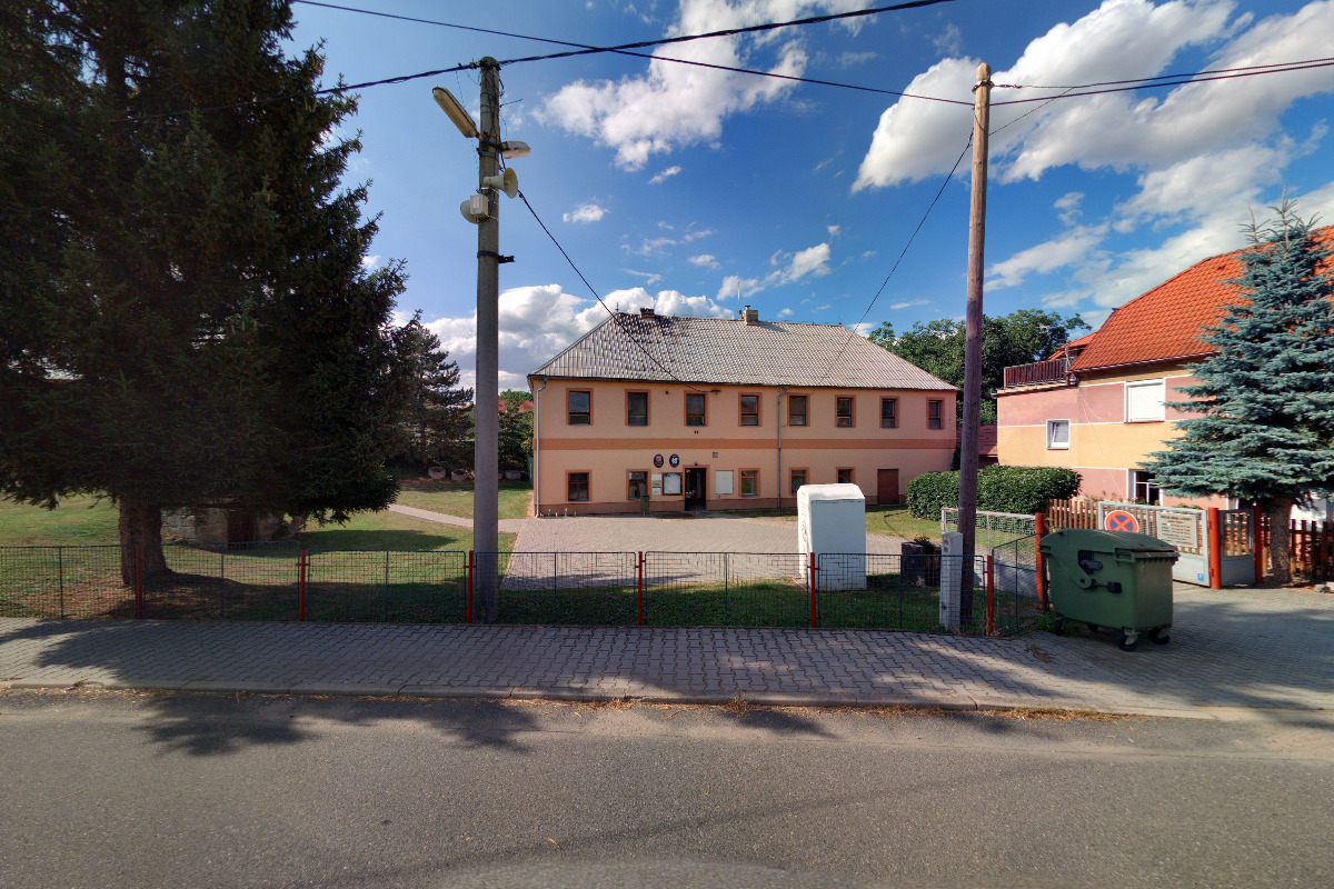 Obecní knihovna Střemy