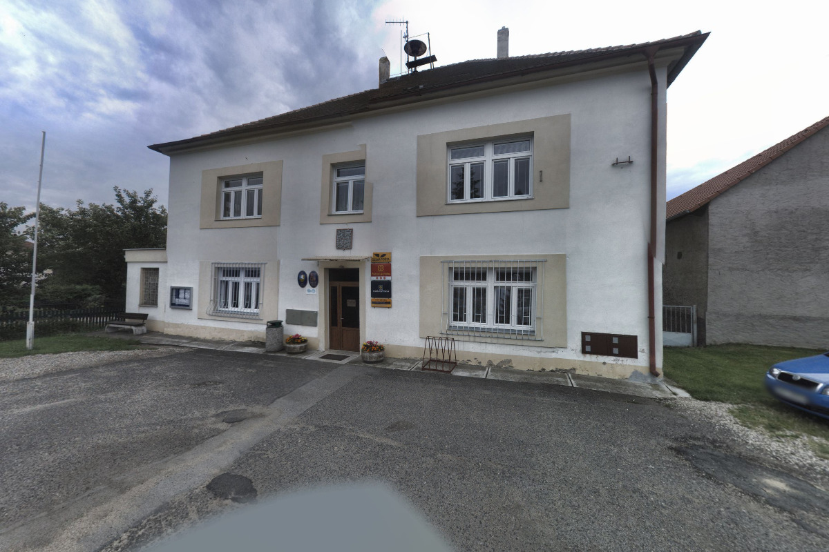 Horní Beřkovice - obecní úřad foto 2