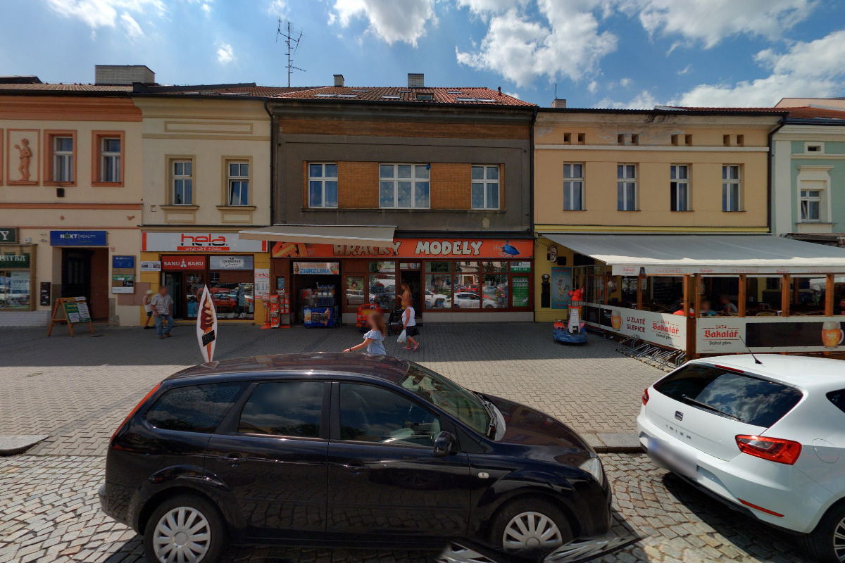 Hračky a modely Husovo náměstí 14 foto 2