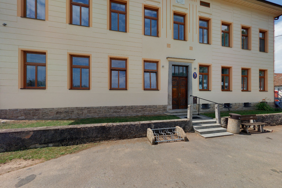 Mezná - obecní úřad