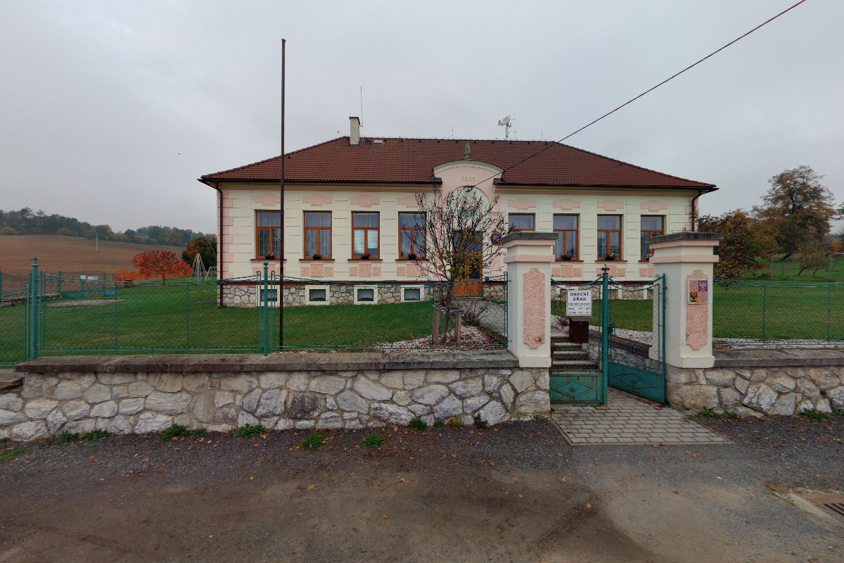 Dobršín - obecní úřad