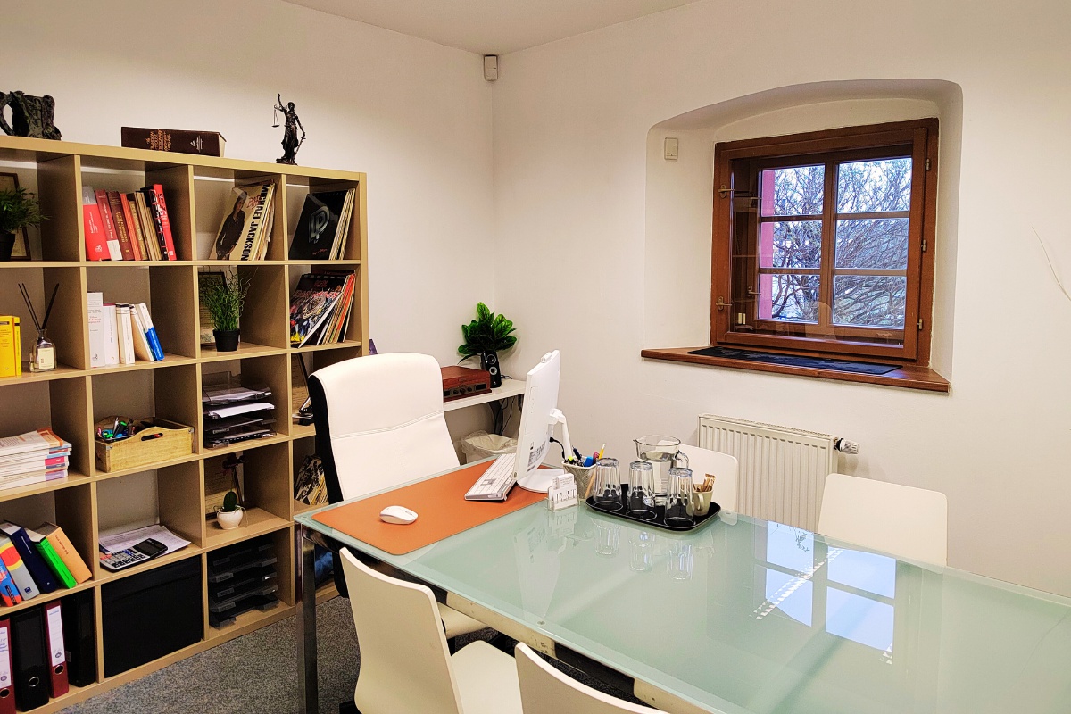 JUST LAW / IT - Mgr. František Kubečka, LL.M. advokát