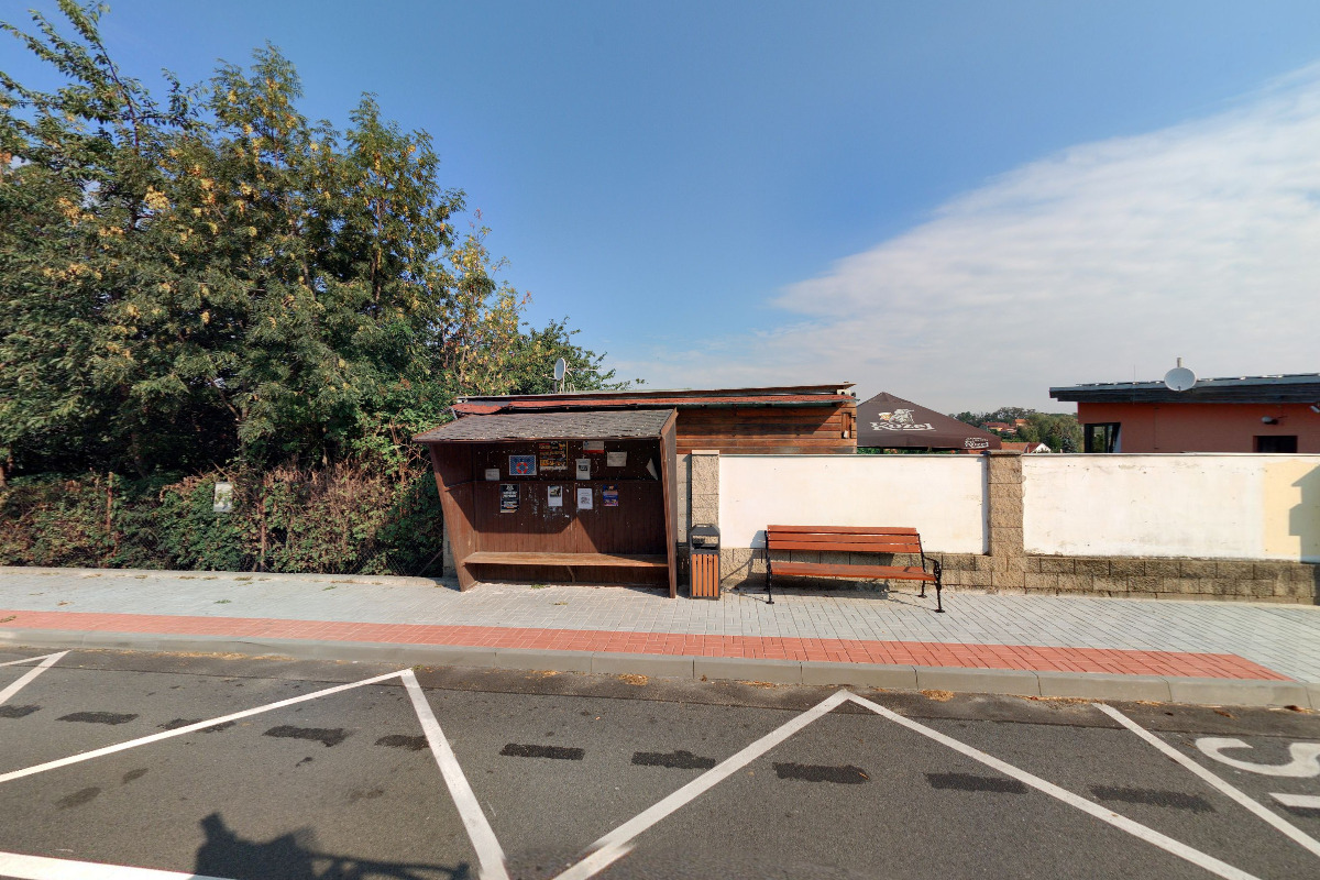 Tenisové kurty Ledce - hospůdka