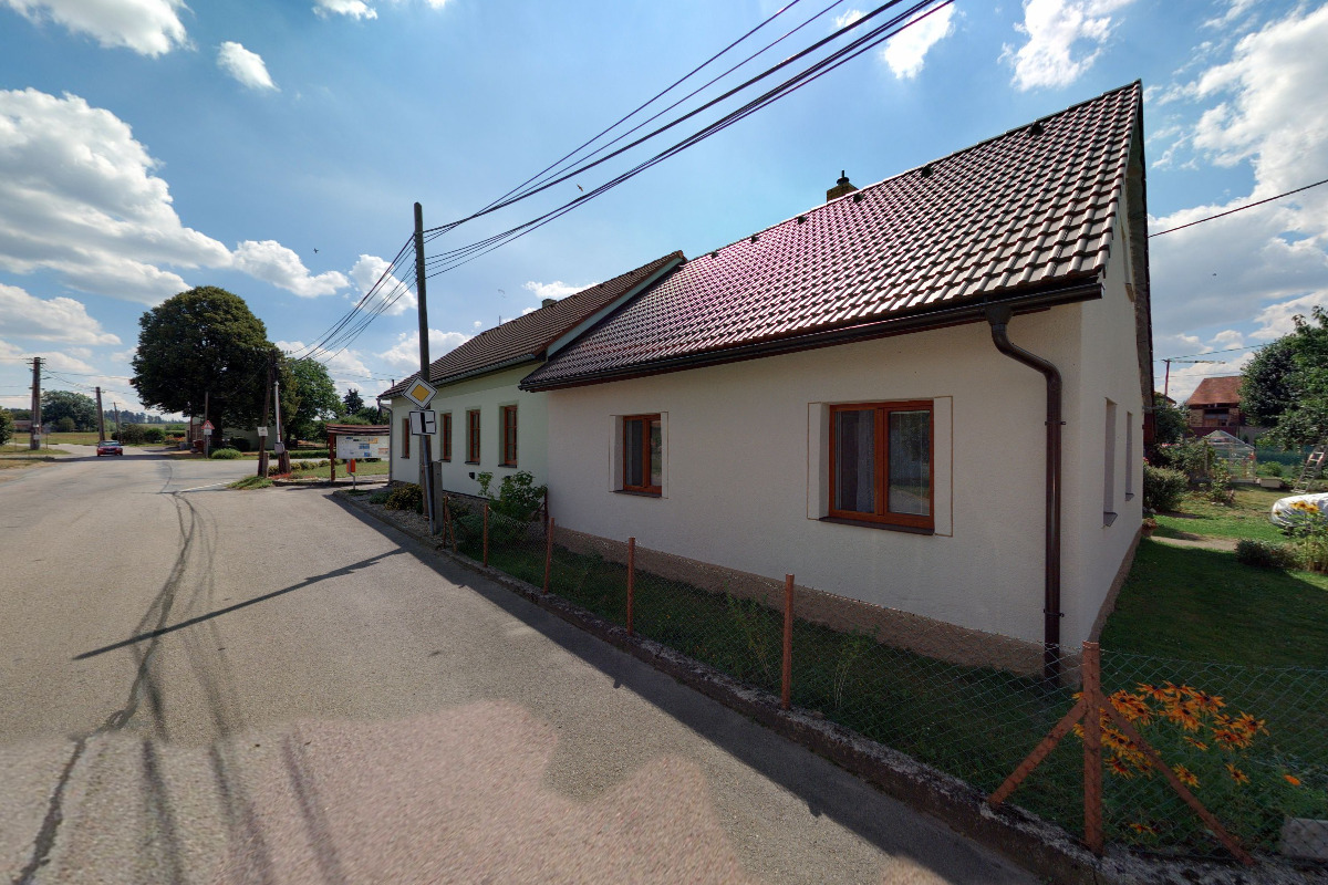 Kněževes - obecní úřad foto 5