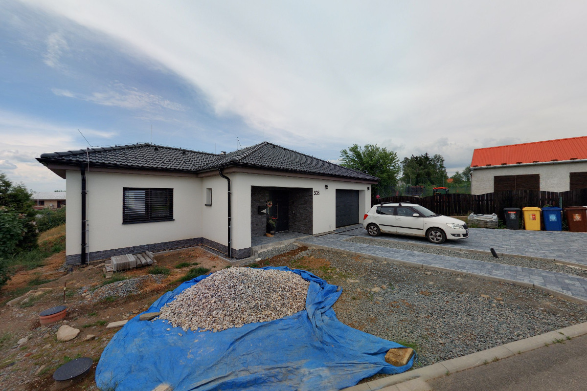 Lucie Nedomová - Kosmetika - Manikúra - Pedikúra