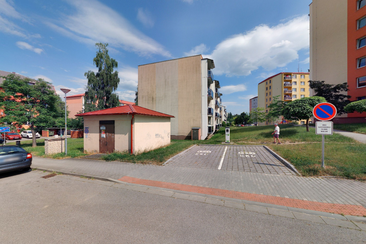 EVSELECT s.r.o. - Nabíjecí stanice foto 1