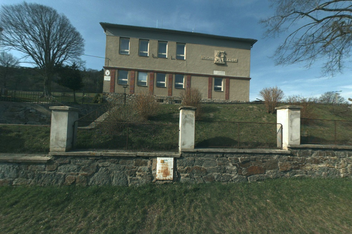 Místní knihovna Mírov