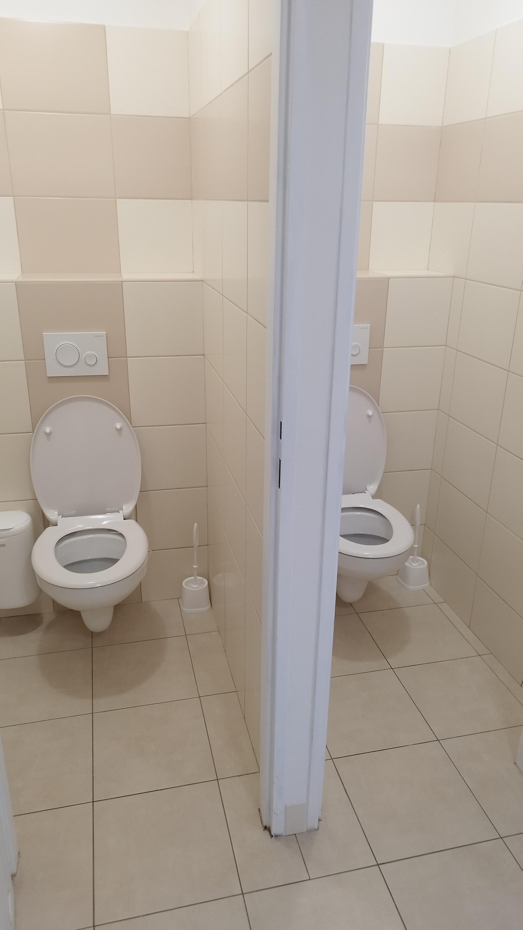 Obec Libouchec - sportovní hala foto 6