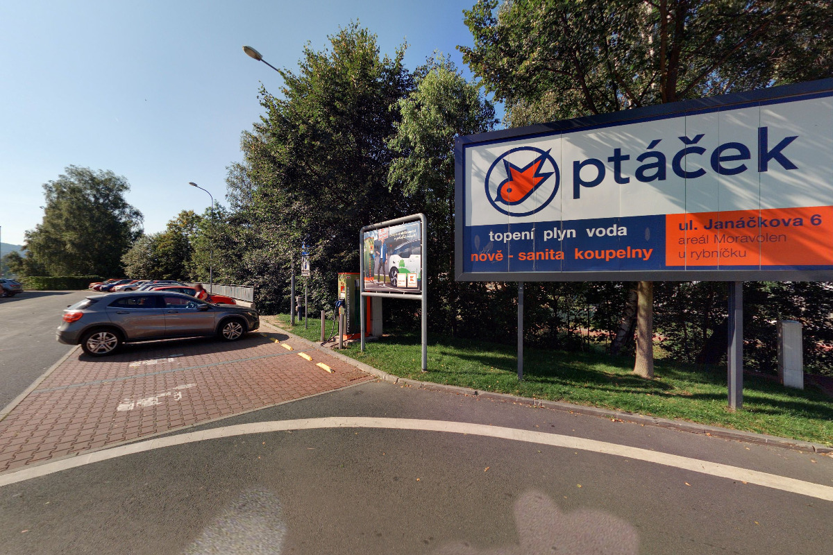 Nabíjecí stanice ČEZ foto 2