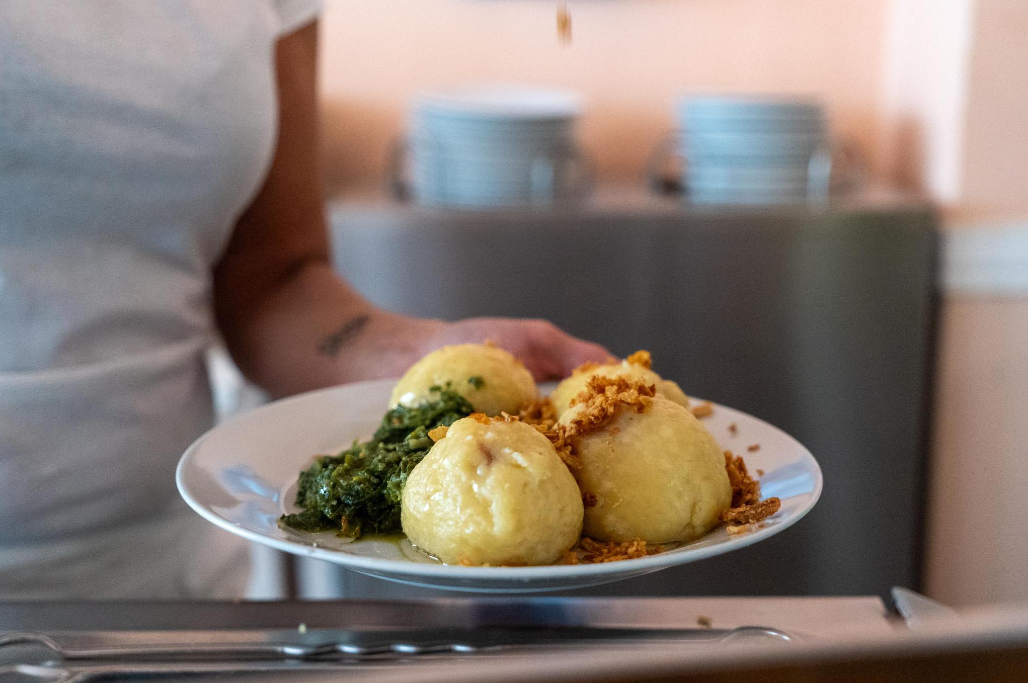 SOKOREST restaurace Poliklinika