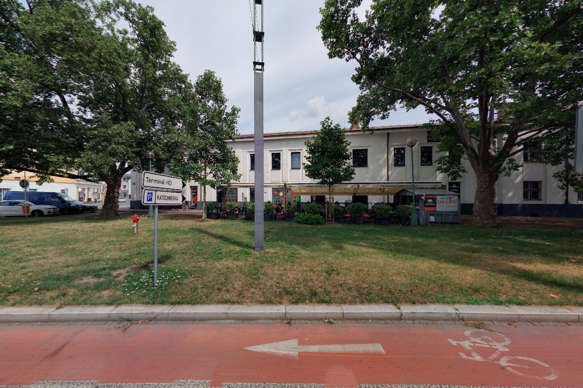 Jindřich Valášek - finanční a realitní specialista