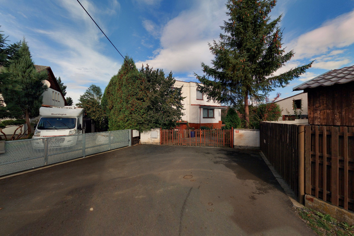 MÁDHAVA Radek Špringer