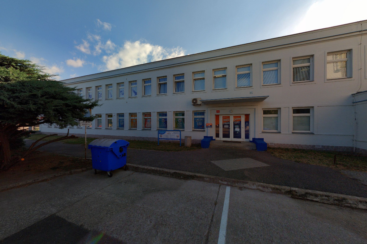 Stomatolog MUDr. Tomáš Sedláček