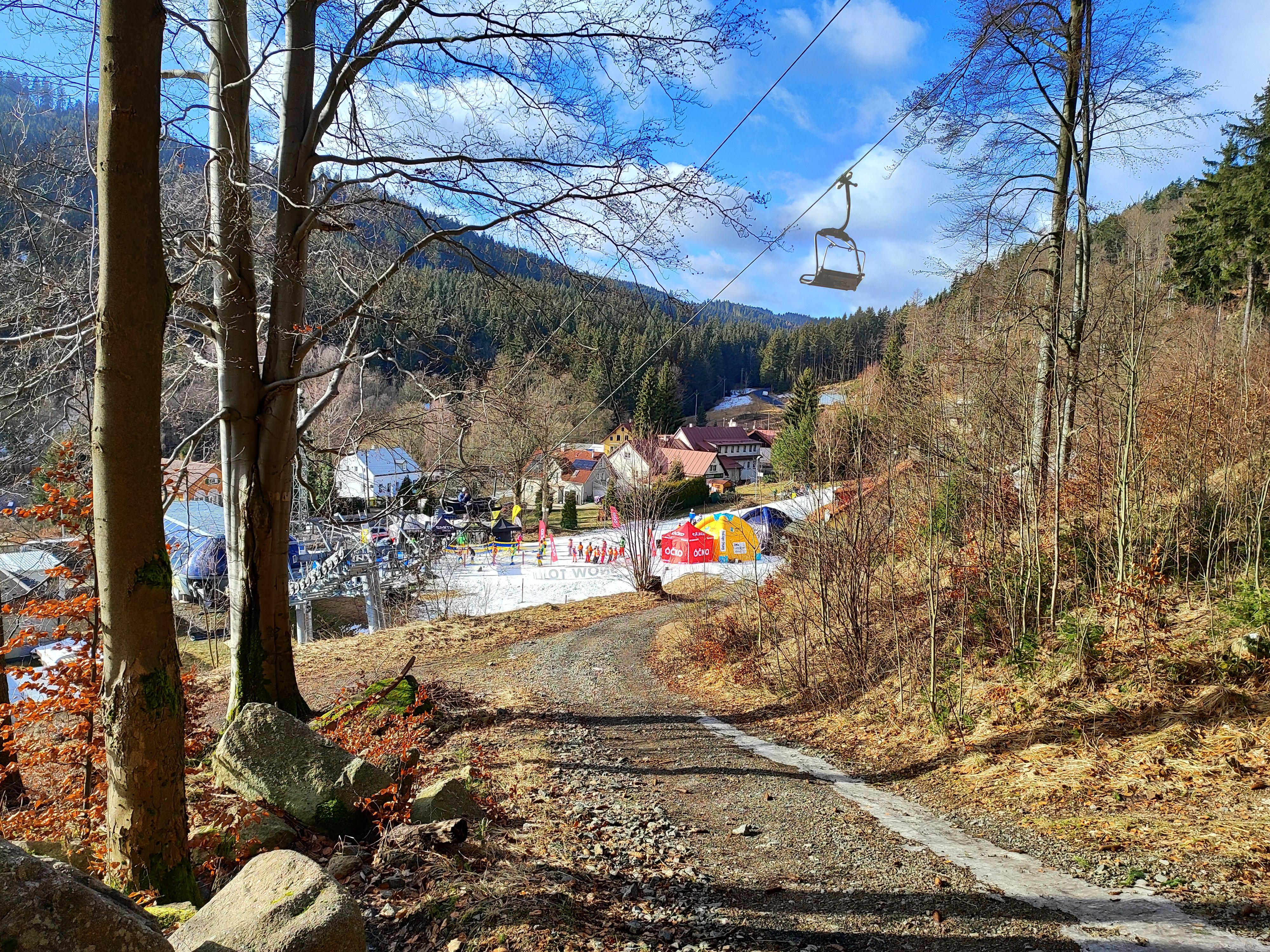 Skiareál Plešivec - ski půjčovna foto 3