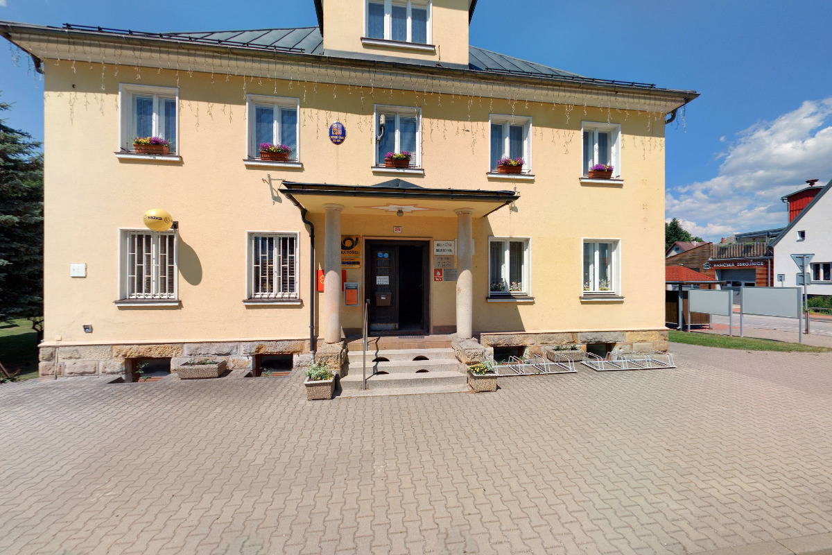 Dolní Branná - obecní úřad foto 3