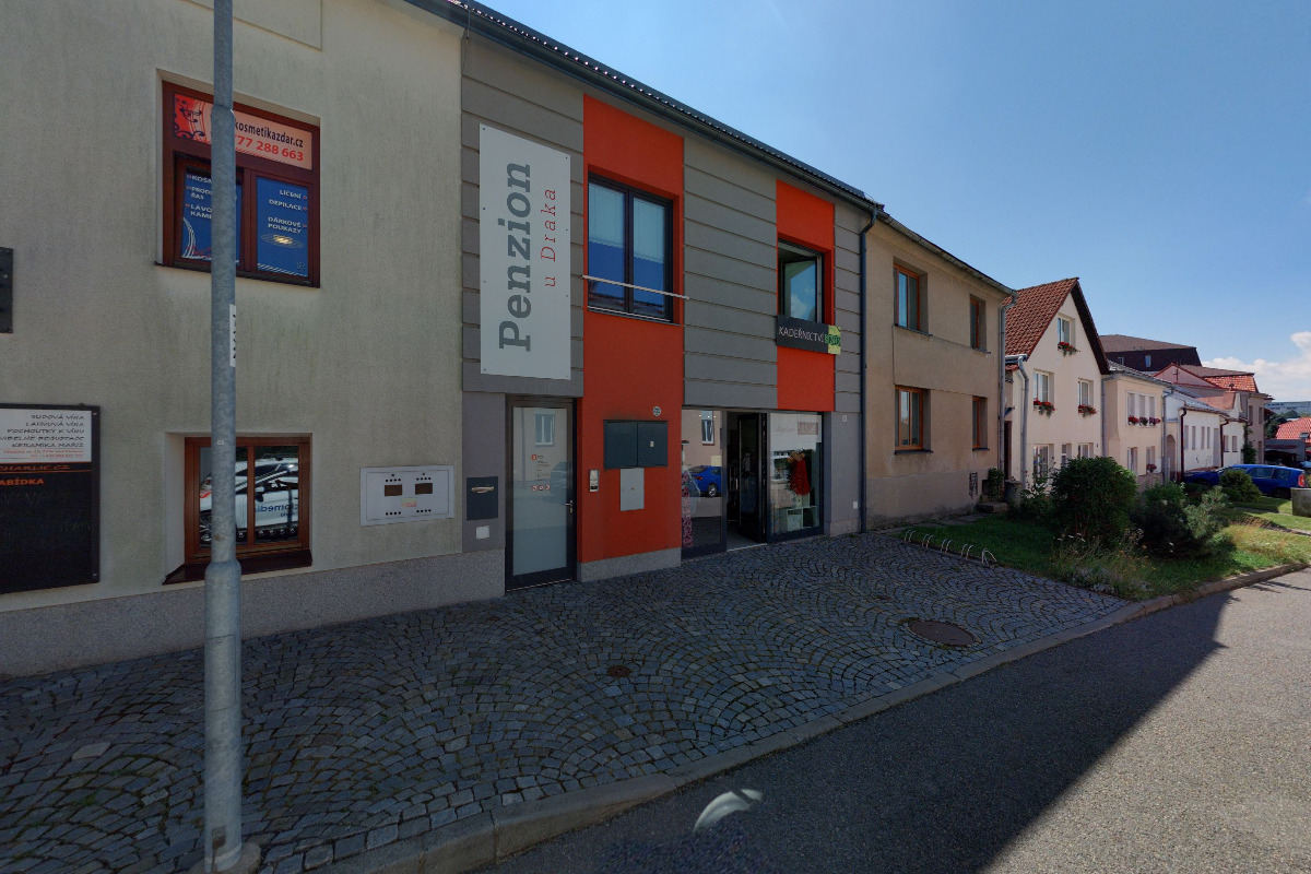 Vinotéka U Charlieho foto 2