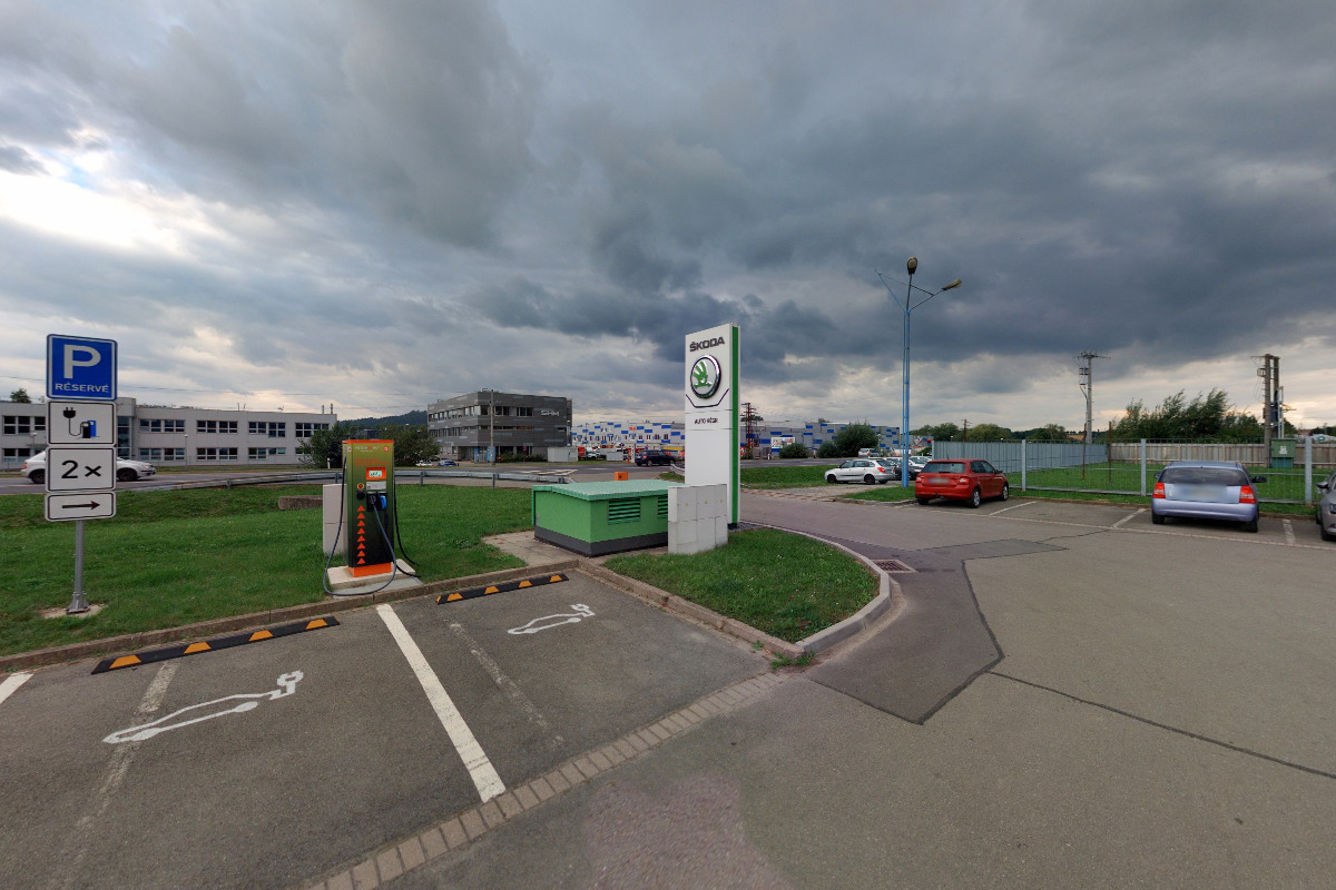 Nabíjecí stanice ČEZ