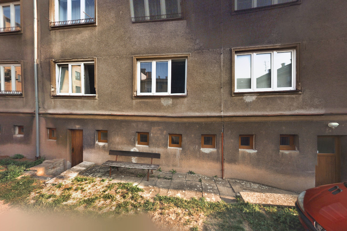 Jiří Stárek - pronájem zeleného laseru