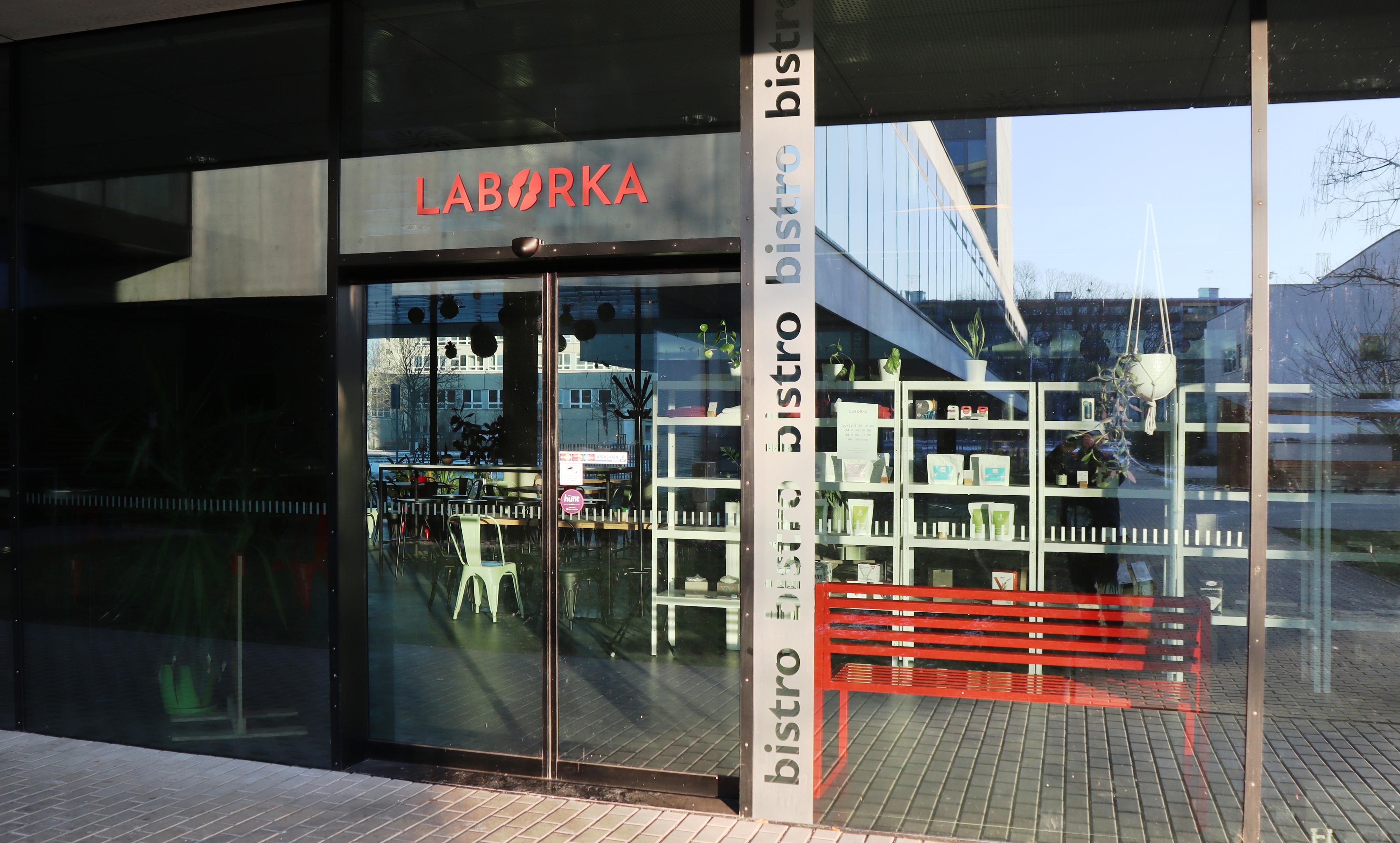Vysokoškolská menza Univerzity Pardubice foto 2